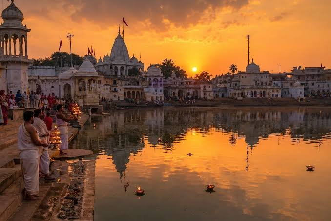 Pushkar Sarovar Puja or Darshan